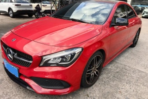 奔驰CLA级 奔驰 CLA 220 4MATIC