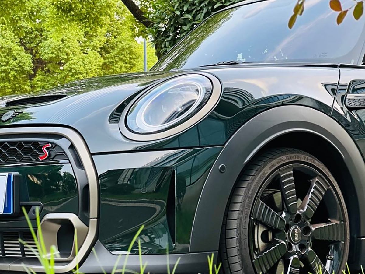 MINI MINI  2022款 2.0T COOPER S 執(zhí)迷特別版圖片