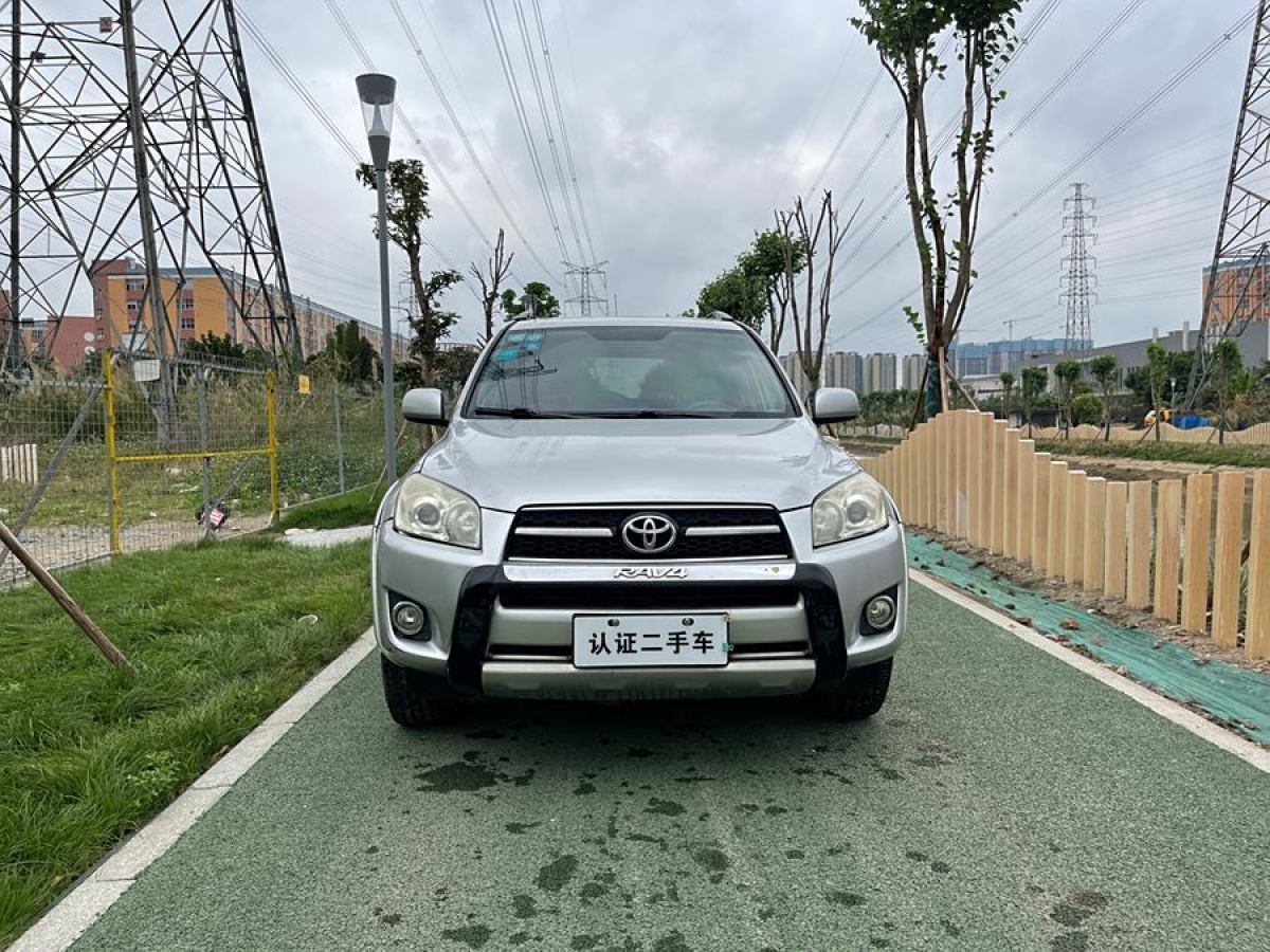 豐田 RAV4榮放  2011款 2.4L 自動四驅(qū)豪華版圖片