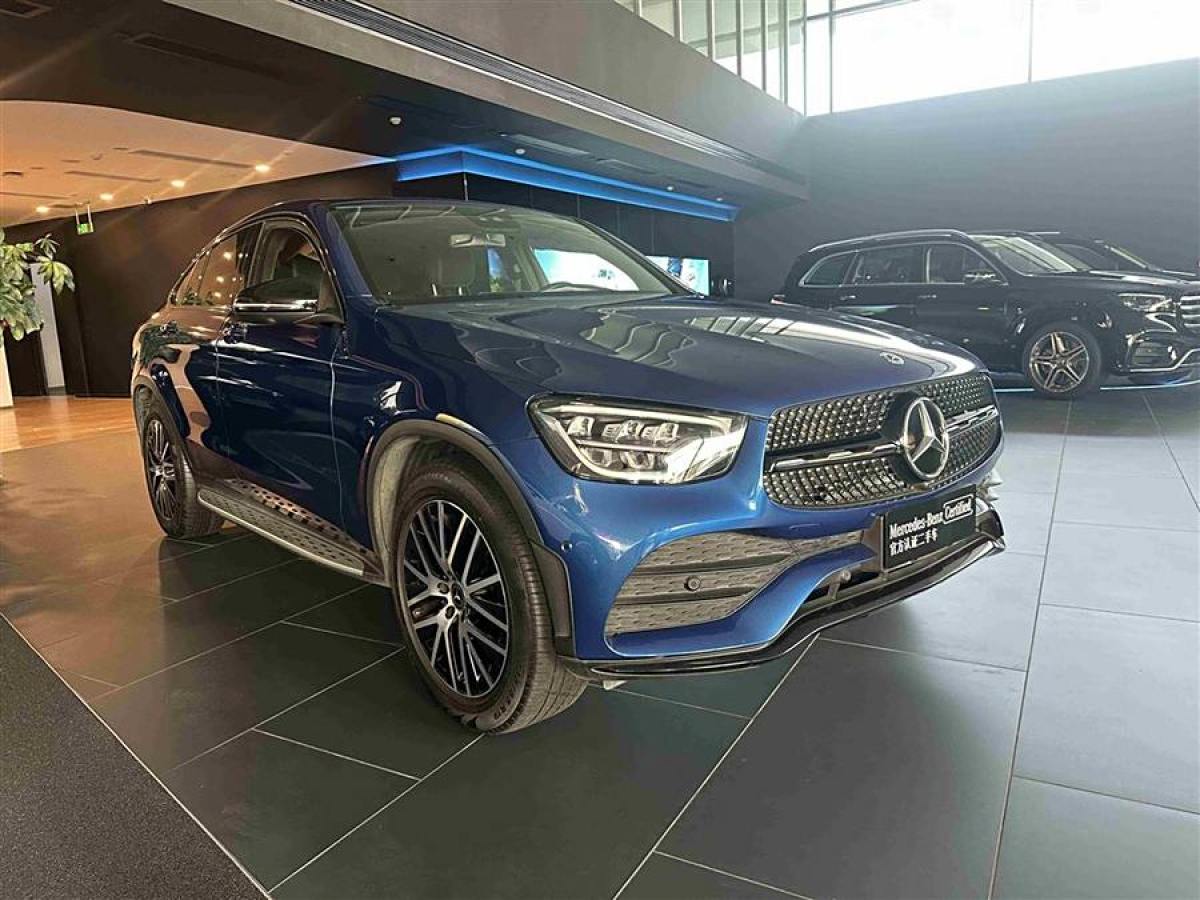 2022年3月奔馳 奔馳GLC  2022款 改款 GLC 300 4MATIC 轎跑SUV