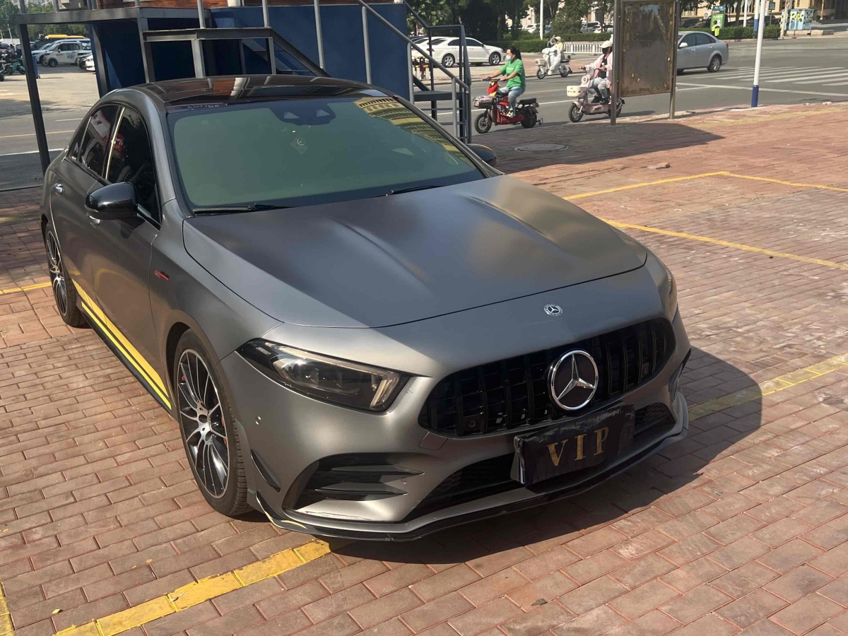 奔馳 奔馳A級(jí)AMG  2024款 改款 AMG A 35 4MATIC圖片