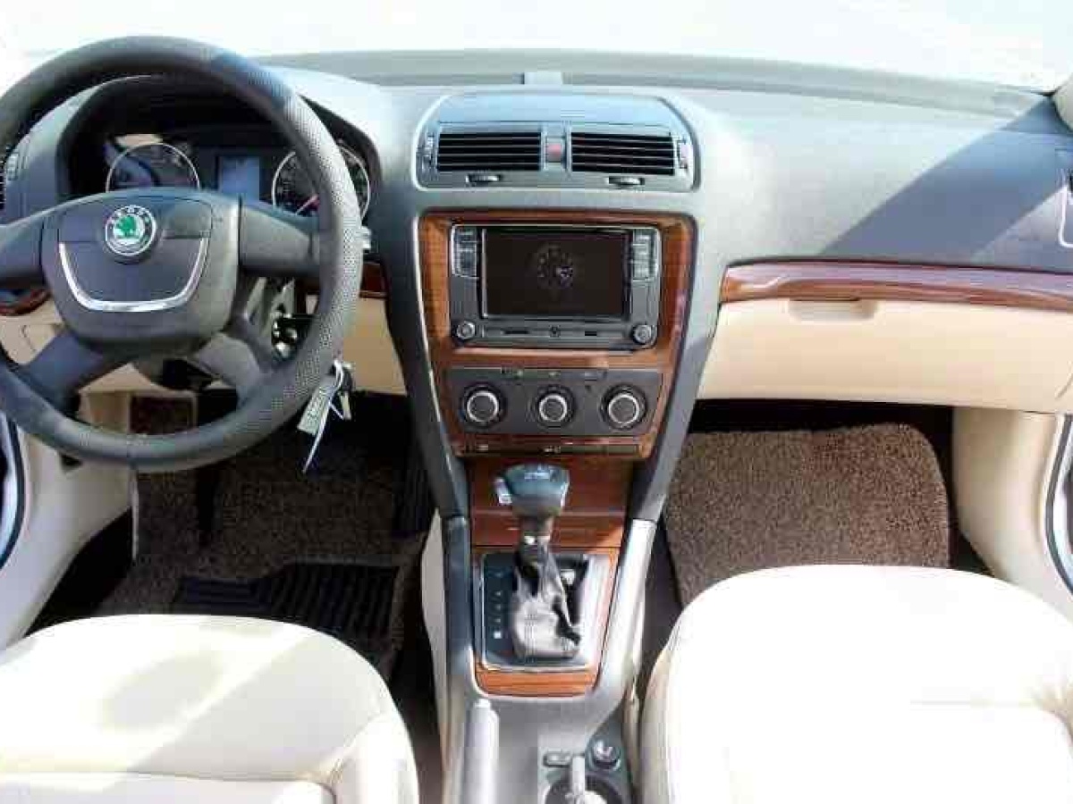 斯柯達 明銳  2012款 1.4TSI DSG逸俊版圖片
