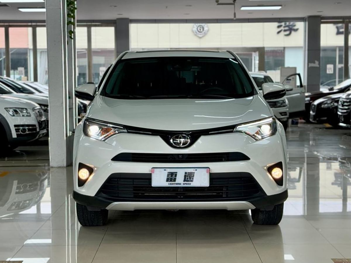 2019年5月豐田 RAV4榮放  2018款 2.5L 自動四驅(qū)精英i版