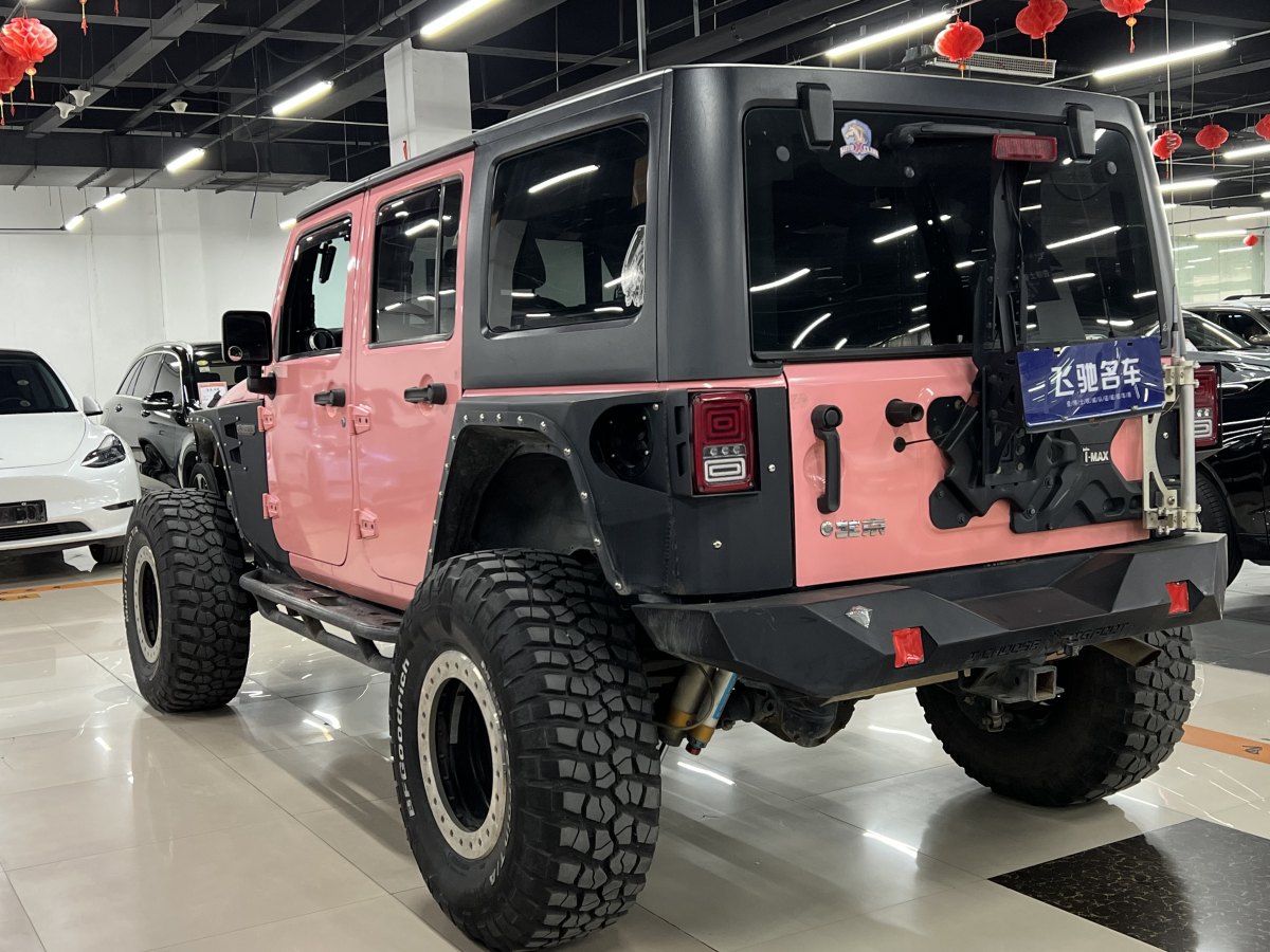 Jeep 牧馬人  2014款 3.0L Sahara 四門(mén)版圖片