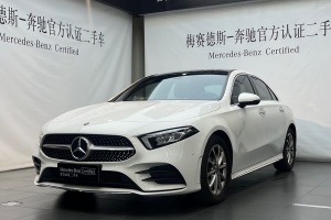 奔馳A級(jí) 奔馳 改款 A 200 L 運(yùn)動(dòng)轎車時(shí)尚型