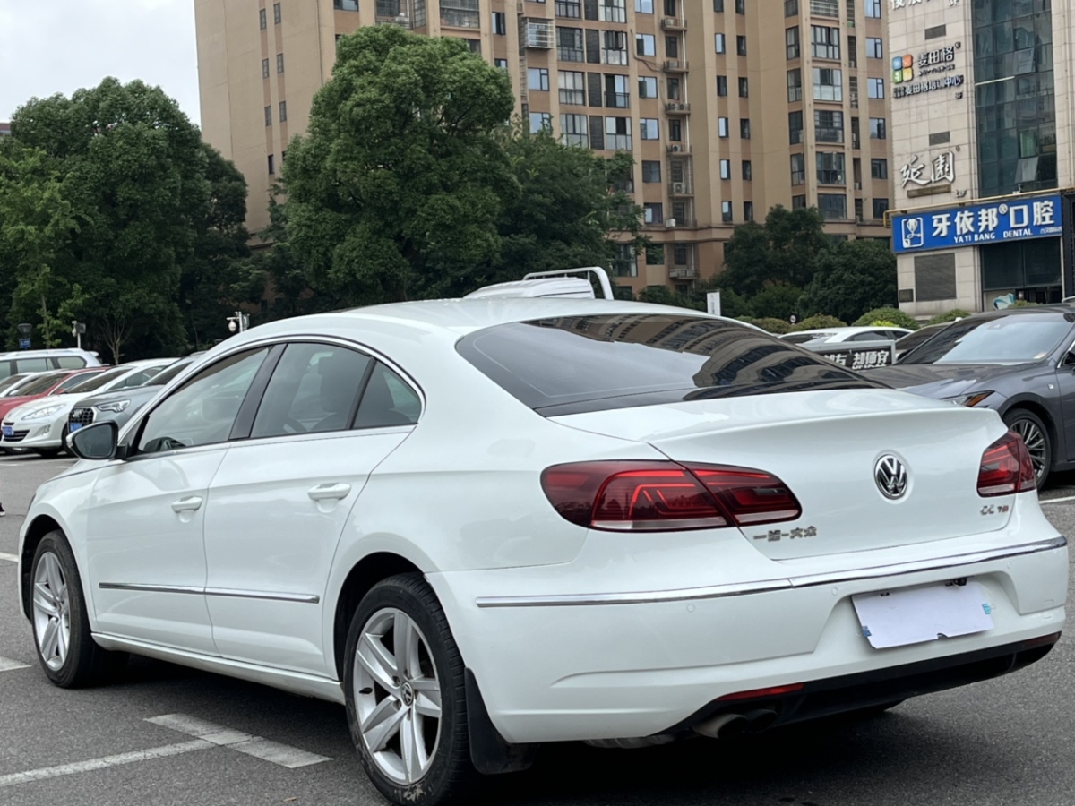 大众 一汽-大众CC  2013款 1.8TSI 尊贵型图片