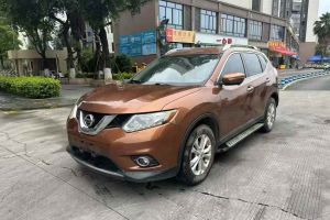奇駿 日產(chǎn) 2.0L CVT兩驅(qū)時(shí)尚版