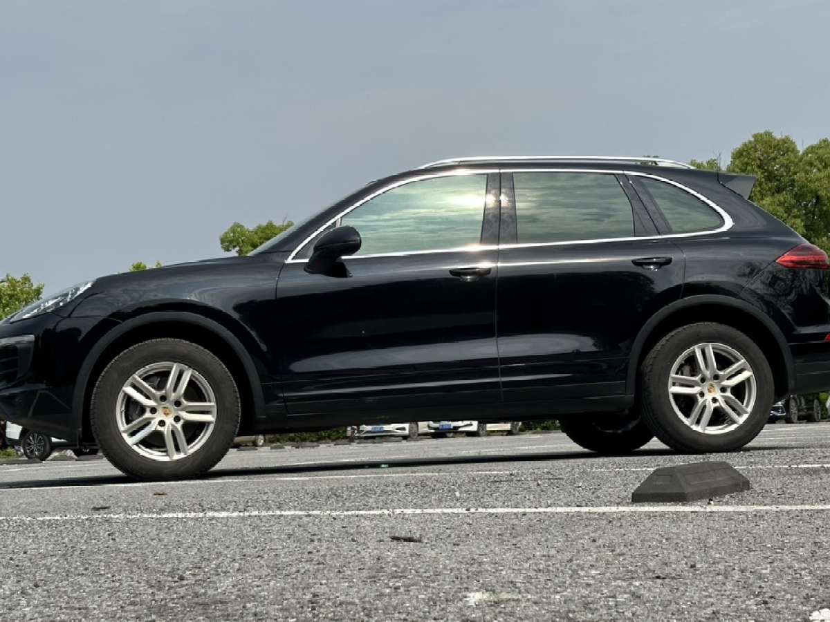 2016年12月保時捷 Cayenne  2016款 Cayenne 3.0T