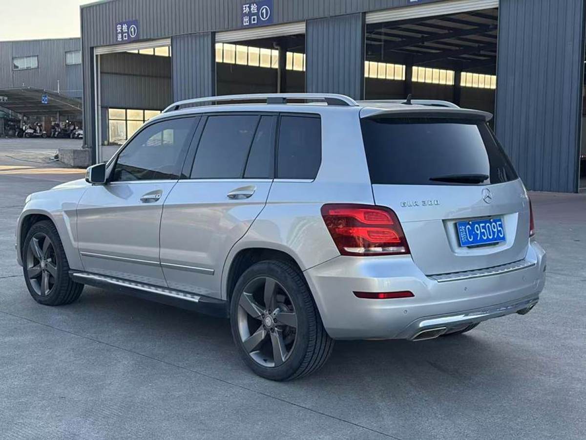 奔馳 奔馳GLK級  2013款 改款 GLK 300 4MATIC 時尚型圖片