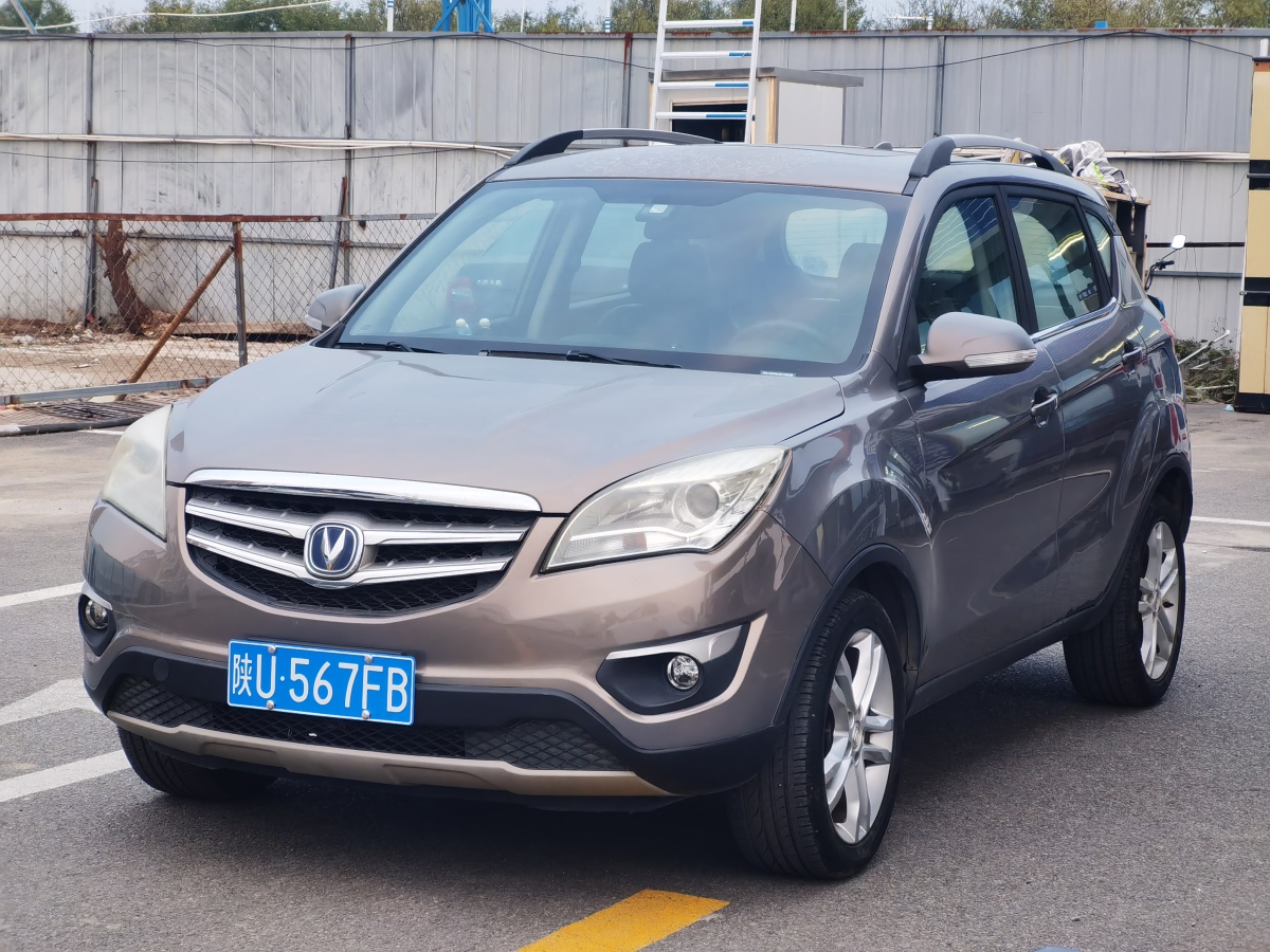 長(zhǎng)安 CS35  2014款 1.6L 手動(dòng)豪華型 國(guó)V圖片