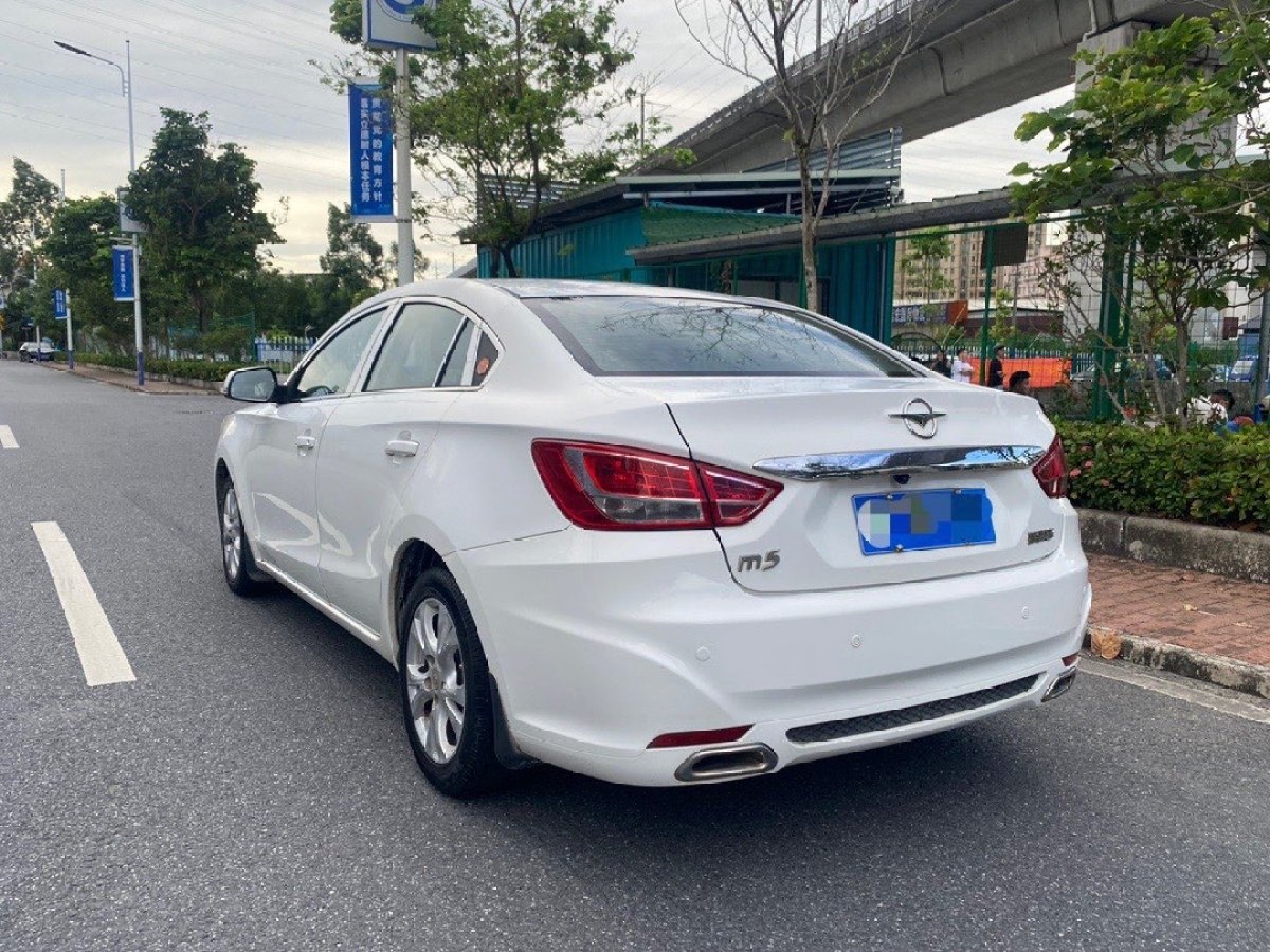 海馬 福美來  2014款 M5 1.6L 自動精英型圖片