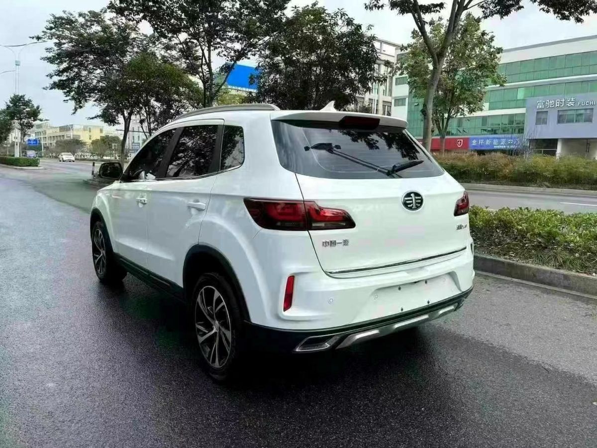 奔騰 X40  2019款 1.6L 自動(dòng)豪華型圖片