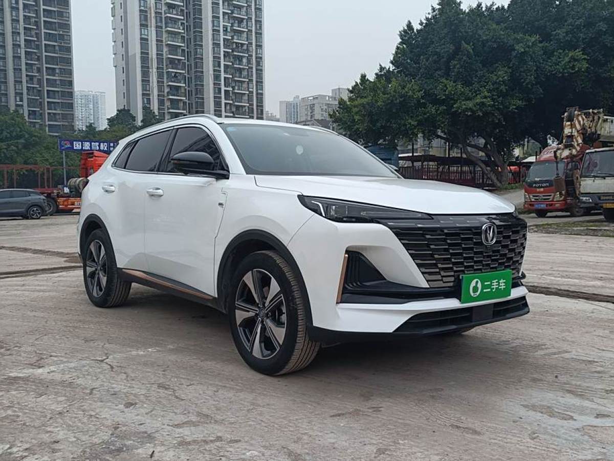 長(zhǎng)安 CS55 PLUS  2022款 藍(lán)鯨版 1.5T DCT尊貴型圖片