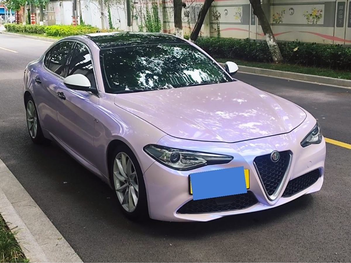 2017年5月阿爾法·羅密歐 Giulia  2017款 2.0T 280HP 豪華版