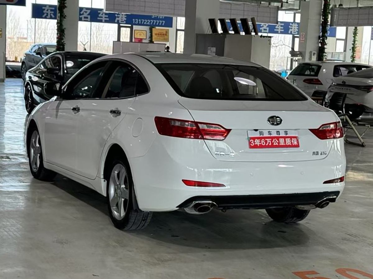 奔騰 B70  2014款 2.0L 自動豪華型圖片