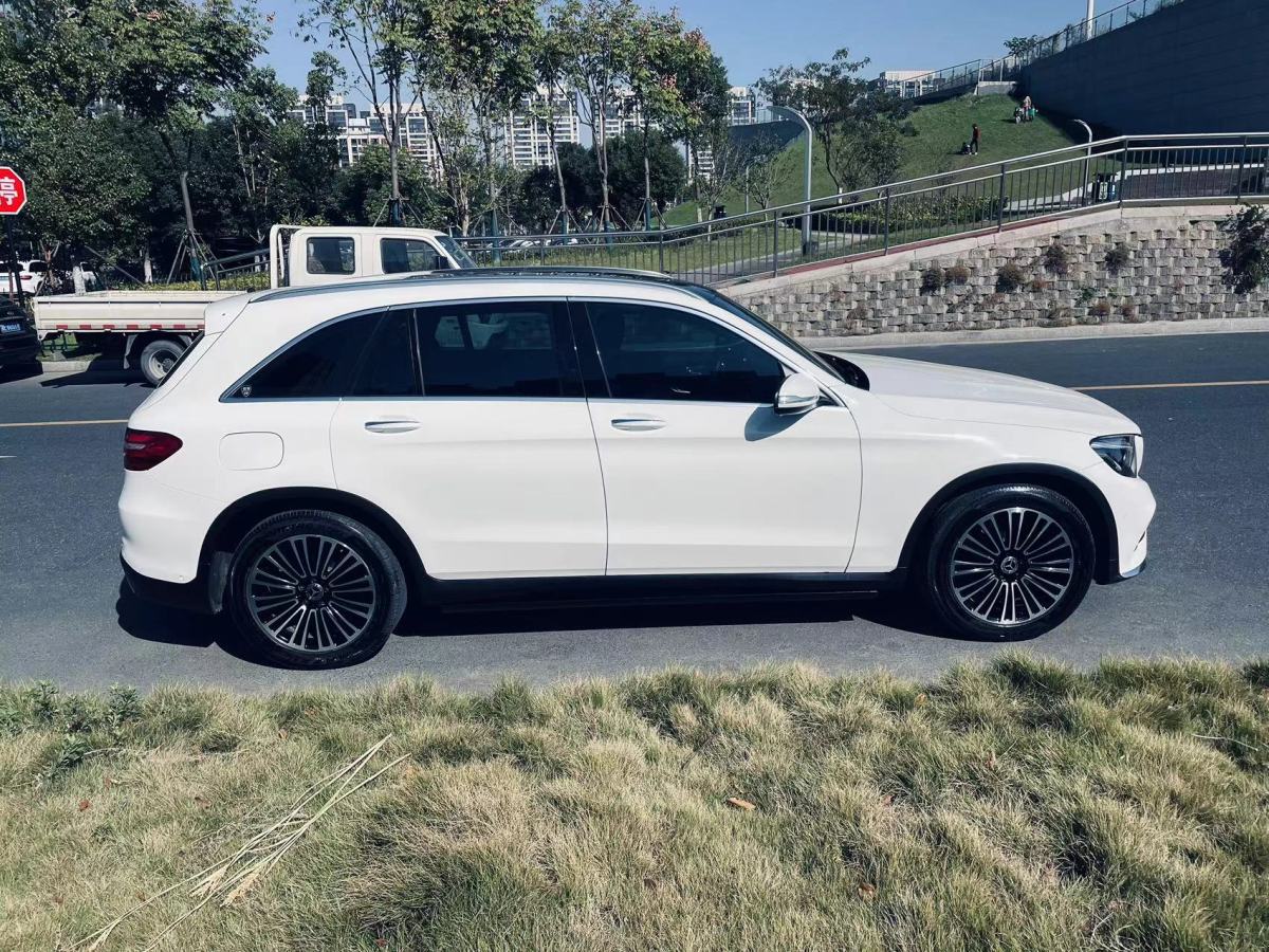 奔驰 奔驰GLC  2019款 GLC 260 L 4MATIC 动感型图片