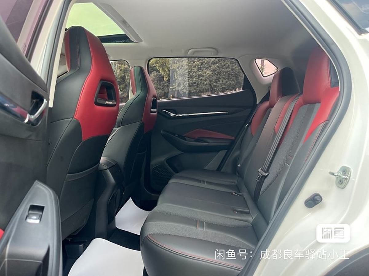 長(zhǎng)安歐尚 長(zhǎng)安歐尚X5  2021款 1.5T DCT旗艦型圖片