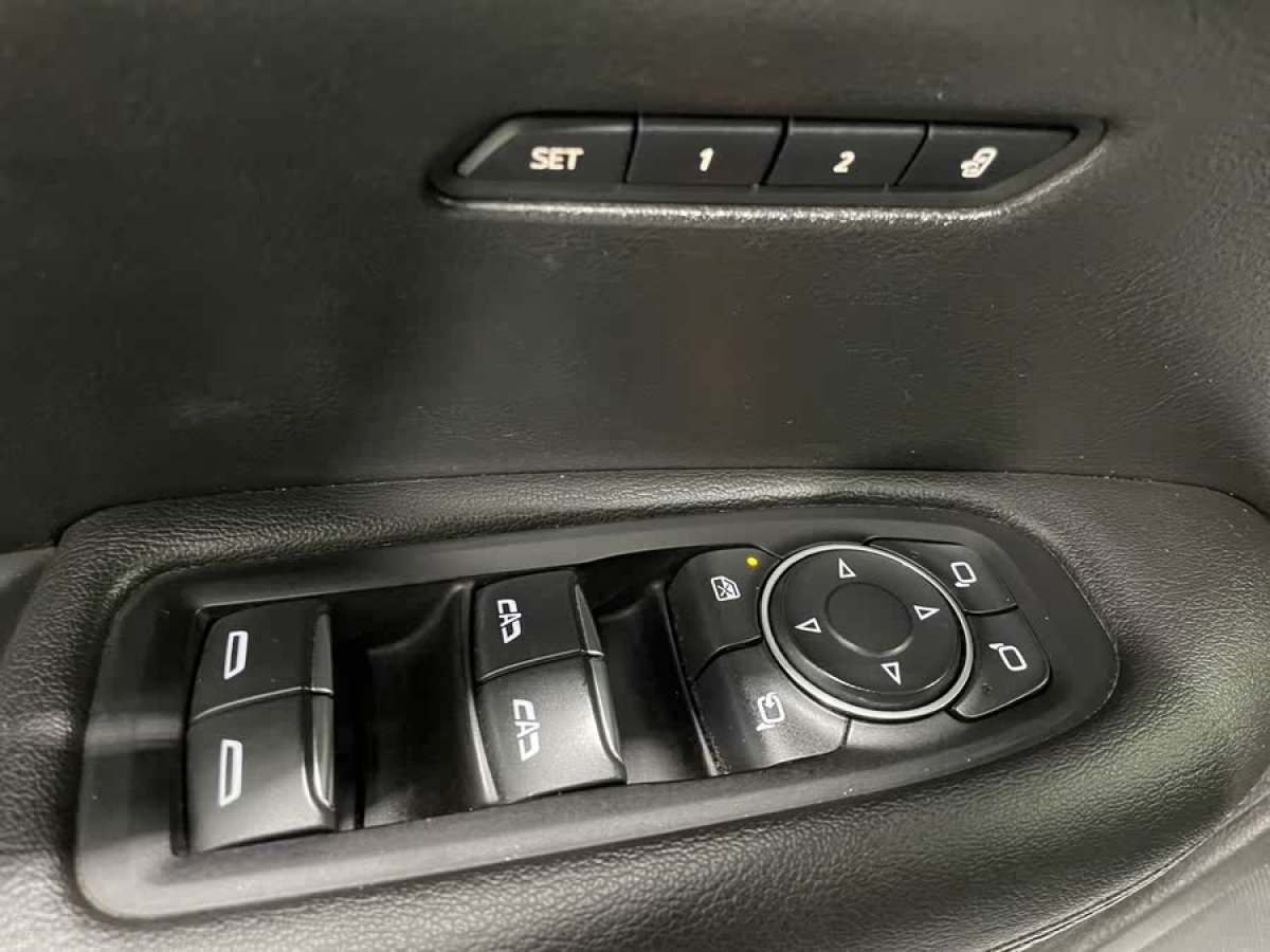 凱迪拉克 XT5  2018款 25T 豪華型圖片