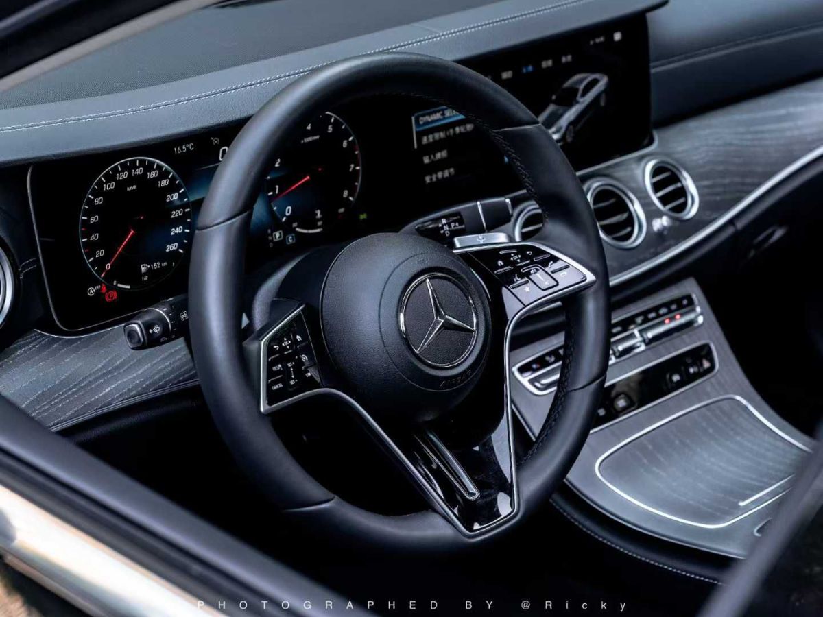 奔馳 奔馳E級  2022款 E 300 L 豪華型圖片