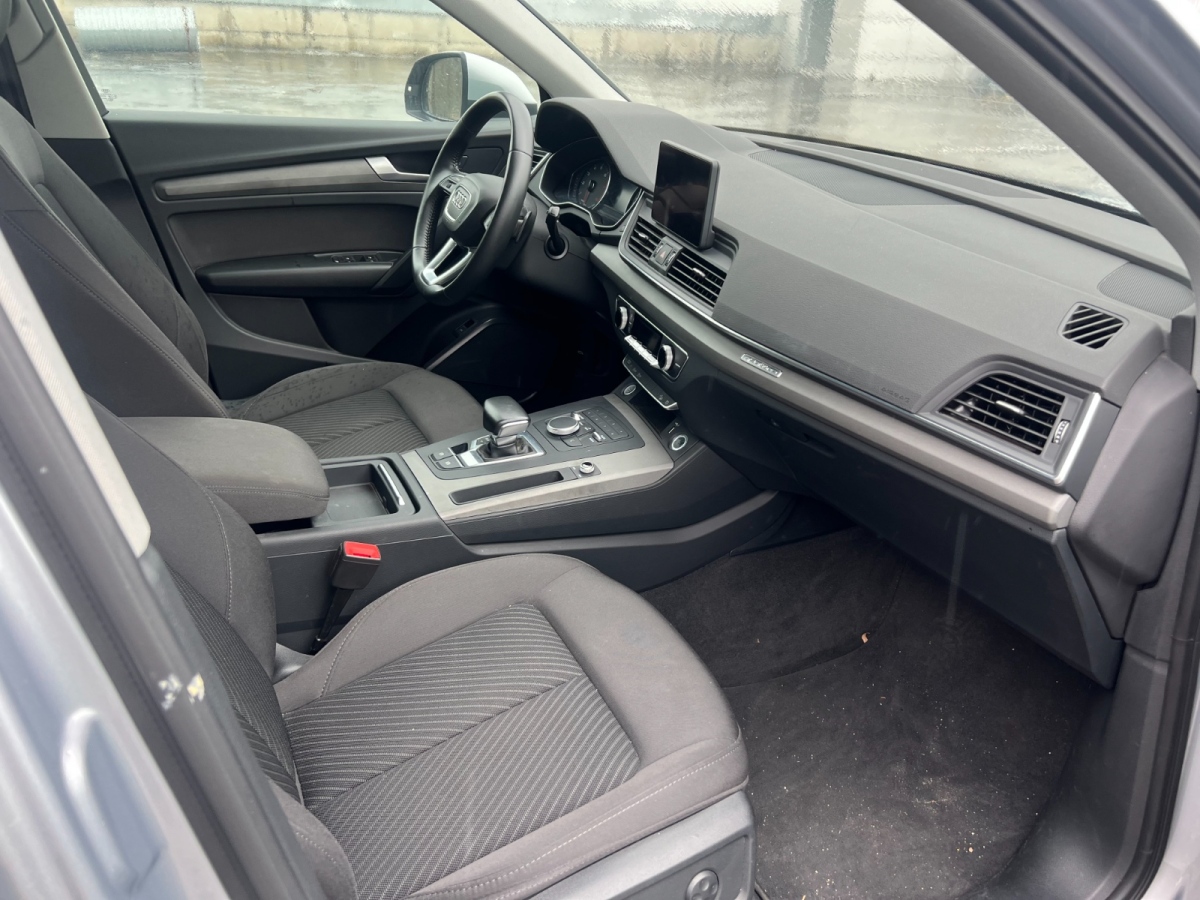 奧迪 奧迪Q5L  2018款 40 TFSI 榮享進(jìn)取型圖片