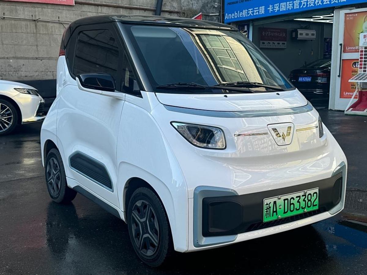 五菱 五菱NanoEV  2022款 樂(lè)享款圖片