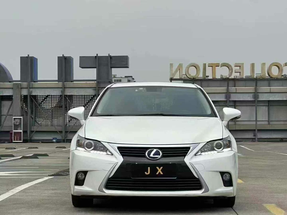 2014年3月雷克薩斯 CT  2014款 CT200h F-SPORT 單色