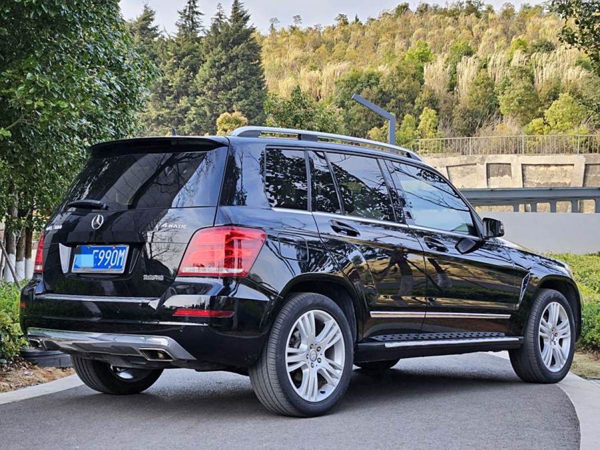 2013年3月奔馳 奔馳GLK級(jí)  2013款 改款 GLK 300 4MATIC 時(shí)尚型