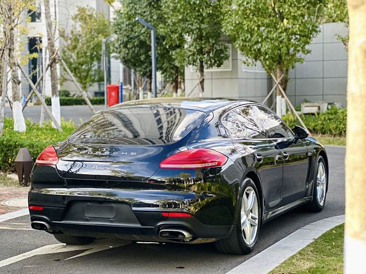 保時(shí)捷 Panamera  2014款 Panamera 3.0T圖片