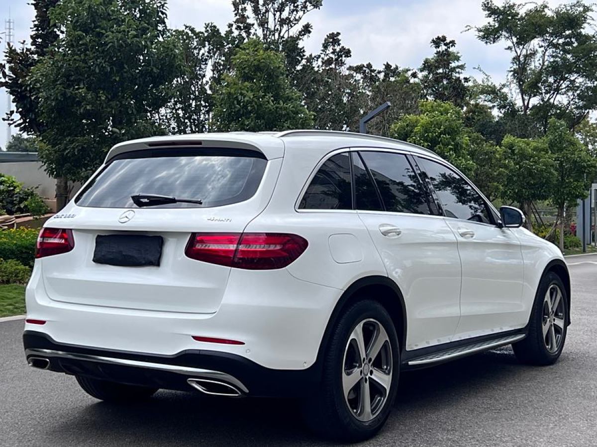 2017年7月奔馳 奔馳GLC  2017款 GLC 300 4MATIC 動(dòng)感型