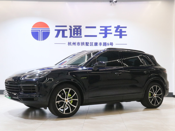 保时捷 Cayenne新能源  2022款 Cayenne E-Hybrid 2.0T 铂金版