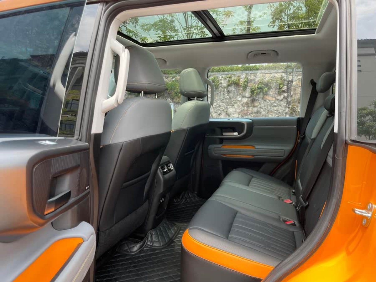 北京 BJ40  2024款 2.0T 城市獵人版 俠客型圖片