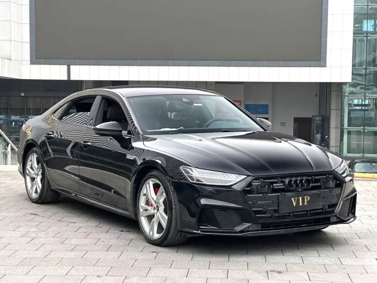 奧迪 奧迪A7L  2022款 45 TFSI quattro S-line 圣騎士圖片