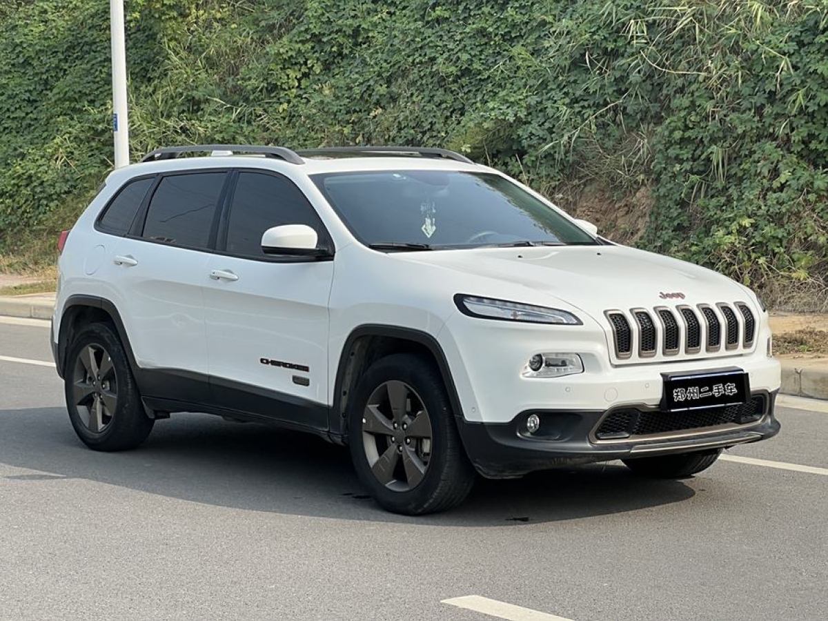 Jeep 自由光  2016款 2.4L 75周年致敬版圖片