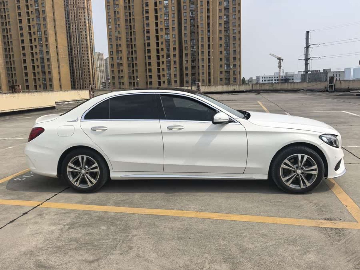 奔馳 奔馳C級  2015款 C 260 L 運(yùn)動型圖片