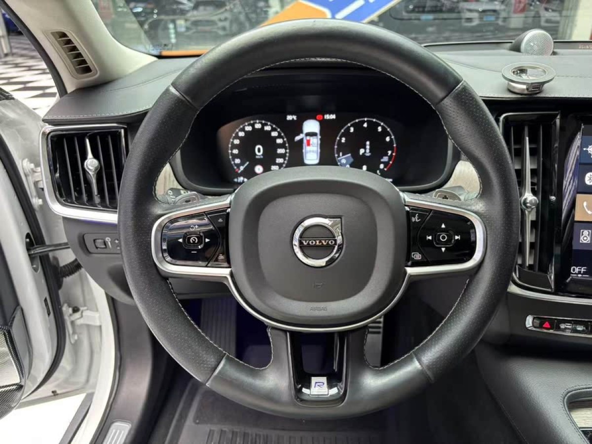 沃爾沃 S90  2021款 B5 智遠(yuǎn)豪華版圖片