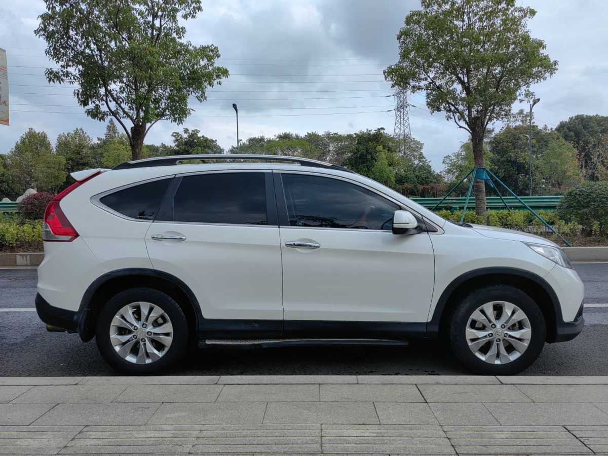 本田 CR-V  2015款 2.4L 兩驅(qū)豪華版圖片