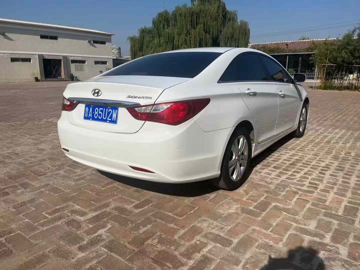 現(xiàn)代 朗動  2013款 1.6L 自動領先型圖片