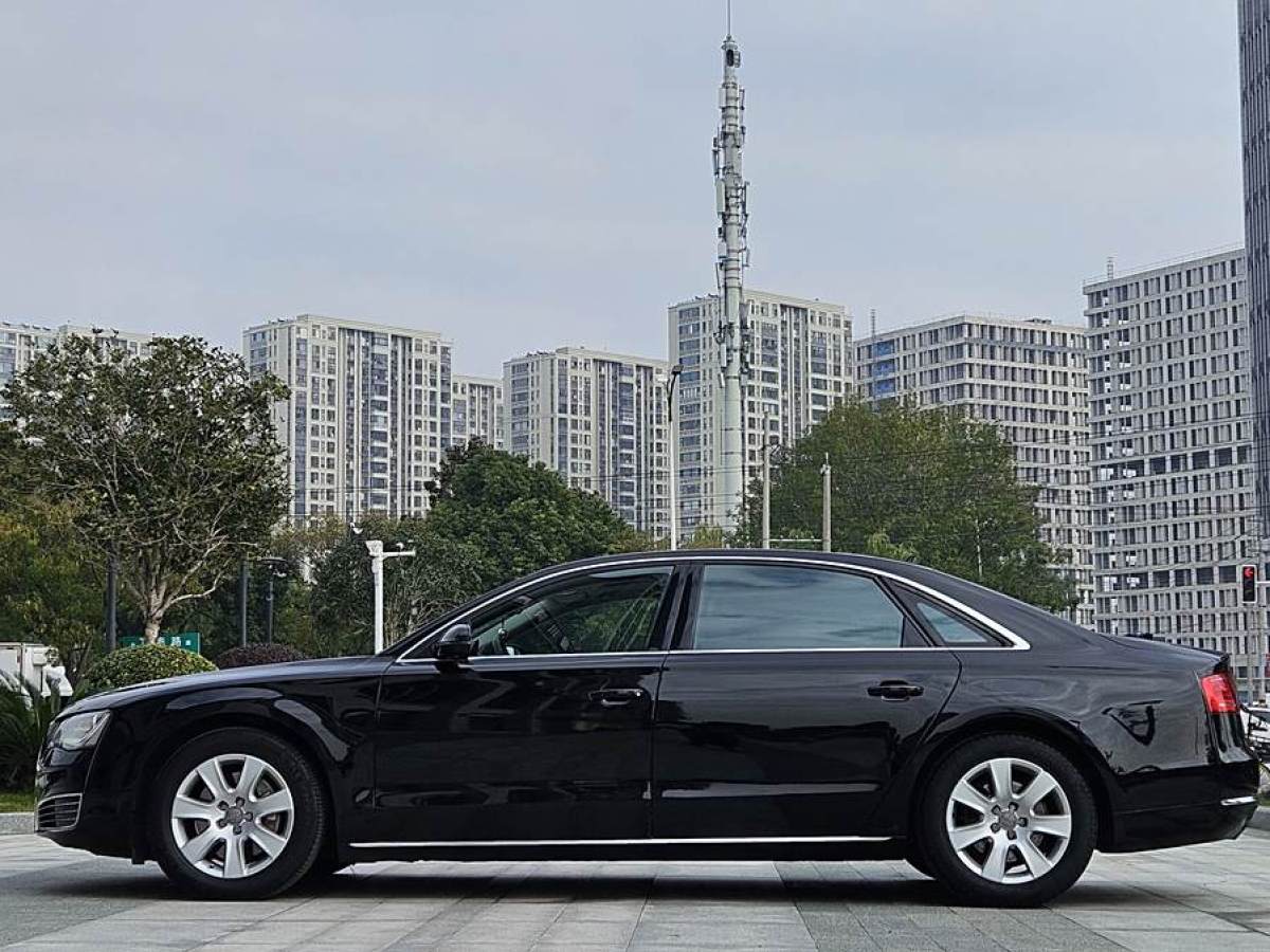 奧迪 奧迪A8  2012款 A8L 45 TFSI quattro舒適型圖片