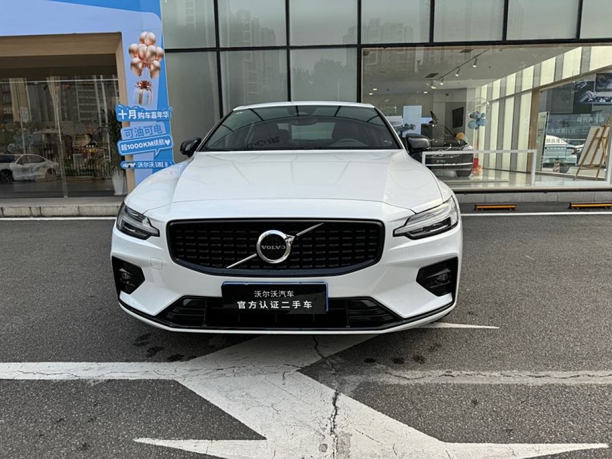 沃爾沃 S60L  2024款 B5 智雅運動版圖片