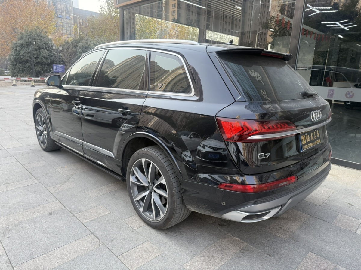 奧迪 奧迪Q7  2021款 55 TFSI quattro S line運動型圖片