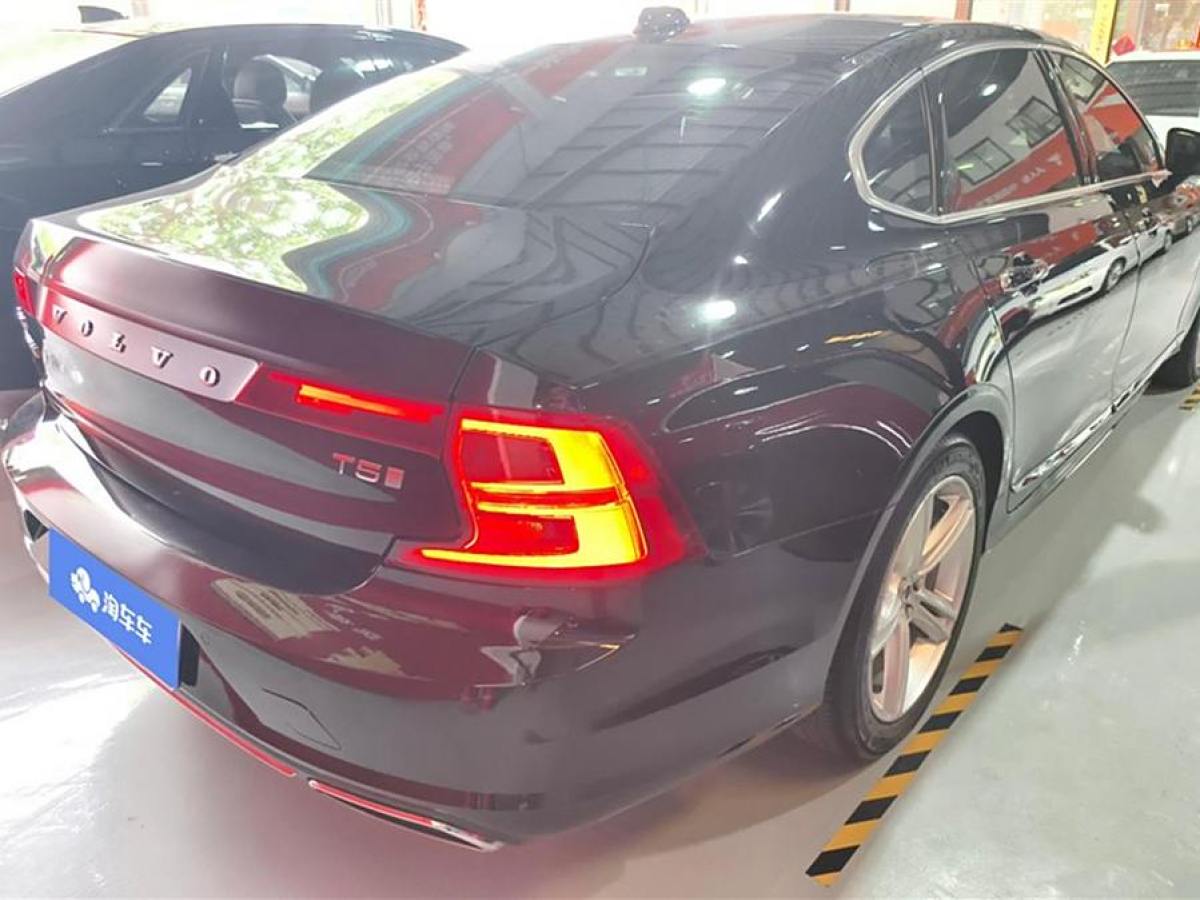 沃爾沃 S90  2019款 T5 智逸版圖片