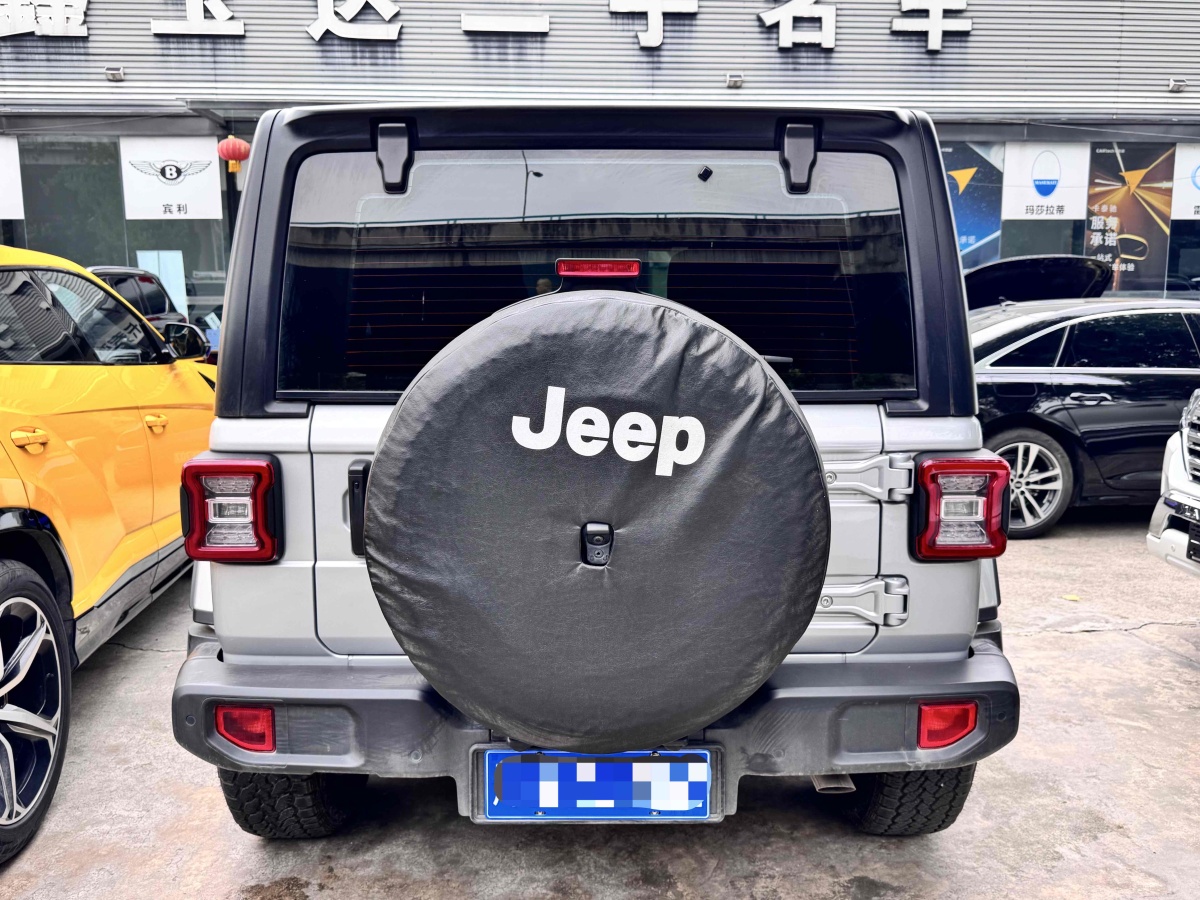 2024年4月Jeep 牧馬人  2024款 2.0T 撒哈拉四門版