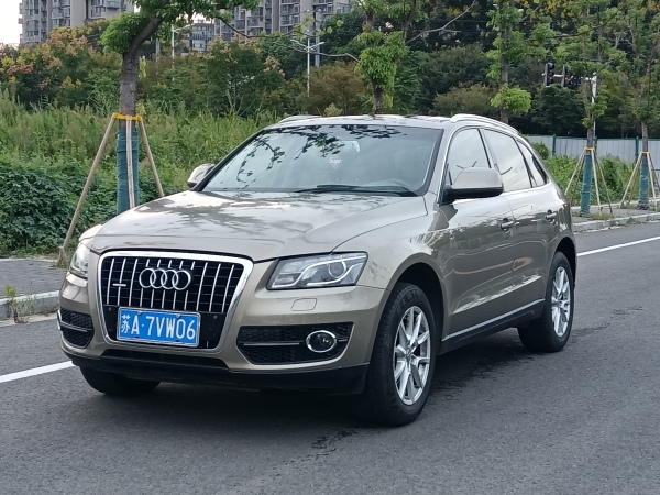 奥迪 奥迪Q5  2010款 2.0TFSI 舒适型