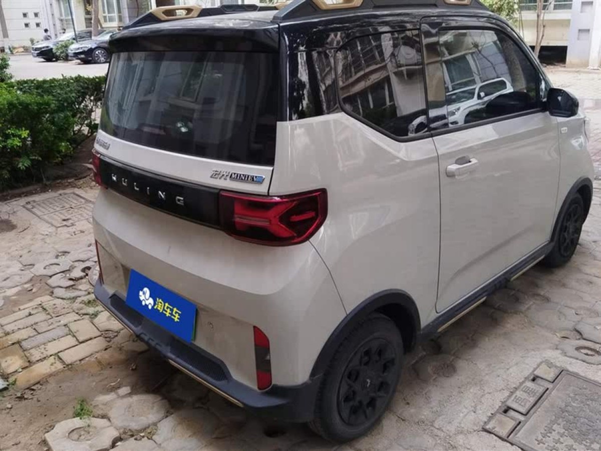 五菱 宏光MINIEV  2022款 GAMEBOY 300km 玩咖款 磷酸鐵鋰圖片