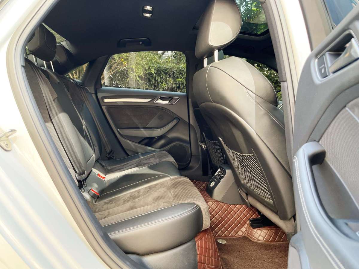 奥迪 奥迪S3  2017款 S3  2.0T Limousine图片