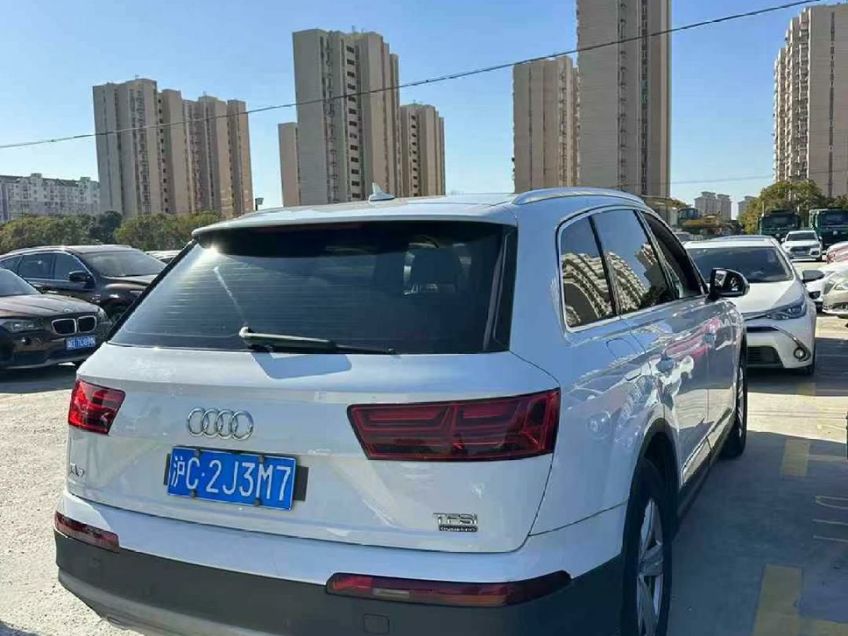 奧迪 奧迪Q7  2016款 40 TFSI S line運(yùn)動(dòng)型圖片