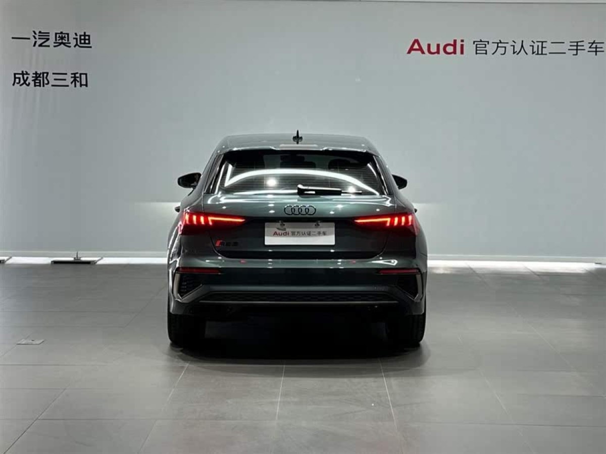 奧迪 奧迪A3  2024款 Sportback 35 TFSI RS套件燃速型圖片