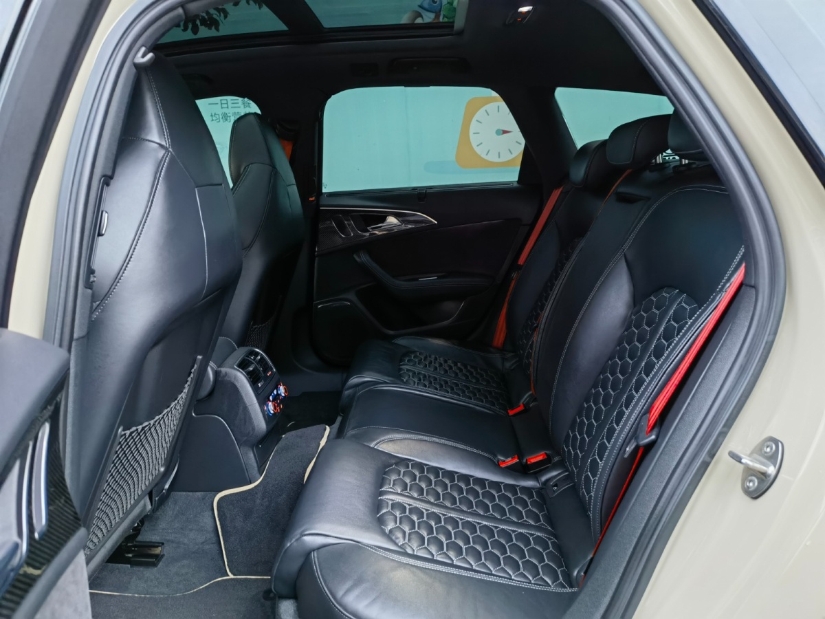 奥迪 奥迪RS 6  2016款 RS 6 4.0T Avant图片