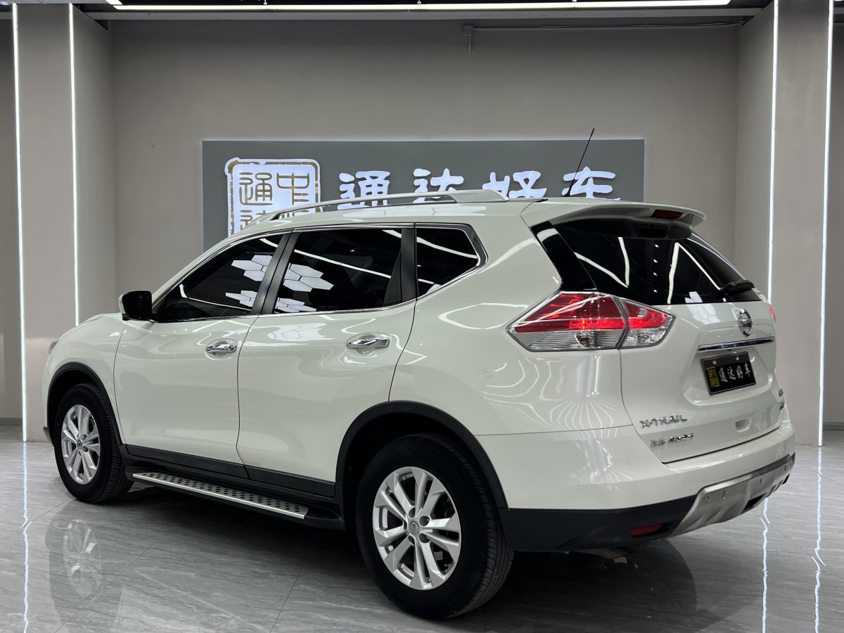 日產(chǎn) 奇駿  2014款 2.5L CVT豪華版 4WD圖片