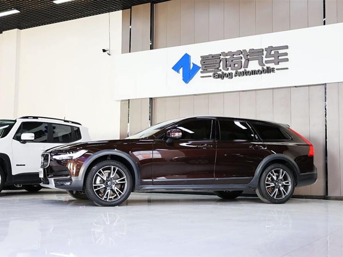 沃爾沃 V90  2017款 Cross Country T5 AWD 智尊版圖片